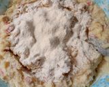 Foto langkah ke 2 dari resep Mashed Potato Pie.