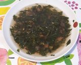 Foto del paso 3 de la receta Sopa de plantas silvestres y flores. "Receta de posguerra"
