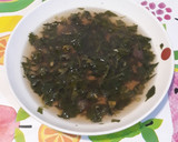 Foto del paso 3 de la receta: Sopa de plantas silvestres y flores. "Receta de posguerra"