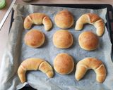 Kovászos kifli és zsemle ❤️ recept fázis 7 fotója
