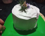 Foto del paso 4 de la receta: Mini bizcochuelo de romero, lo tenés que probarrr! 🤩♥