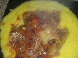 Polenta con salsa de alita