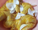 عکس مرحله 6 از دستور ّمزه دار کردن مرغ برای انواع خورشت ها🍗