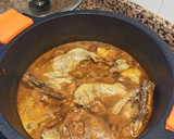 Foto del paso 6 de la receta: Pollo estofado con chocolate y yuca