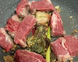 Foto langkah ke 3 dari resep 23. Asem Daging Sapi.