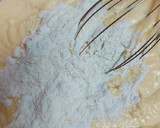 Foto del paso 4 de la receta: Flan di Parmigiano en ensalada con vinagreta de frutos rojos