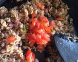 A picture of step 2 of Soya keema matar.
