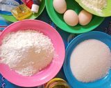 Foto langkah ke 1 dari resep Steamed rainbow cake.