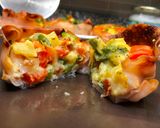 Foto del paso 3 de la receta: MiniQuichés de calabacín y pimientos con base de pavo