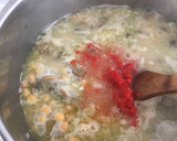 Foto del paso 9 de la receta: Sopa-guiso de garbanzos arvejas y champiñones