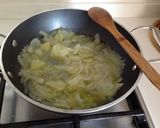 Foto del passaggio 2 della ricetta Risotto con crema di finocchio e datterini gialli confit