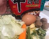 Foto langkah ke 1 dari resep Ramen suka-suka.