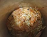 Foto del paso 1 de la receta: Sepia y gambas en salsa