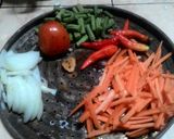 Foto langkah ke 7 dari resep Gurameh Asam Manis Pedas.