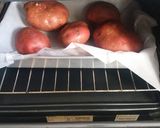 Foto del paso 1 de la receta Patata asada rellena 💯