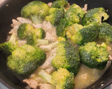 Foto del paso 3 de la receta: Pollo con brócoli y espinacas