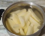 Foto del paso 2 de la receta: Hamburguesas con papas cuñas