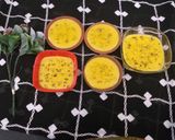 A picture of step 2 of Mango rice casar pista firny pudding.