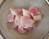 A picture of step 2 of Mexican-Style Fish Tostadas.