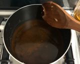 Gambar langkah 6 resipi Puding Caramel dalam bekas plastic.