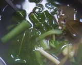 Foto langkah ke 4 dari resep Sayur asem bening, pakai mangga muda.