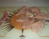 Foto del paso 1 de la receta: Pechuga de pollo con puerro y nata