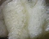 Foto langkah ke 2 dari resep Bihun Goreng Simpel.