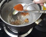 A picture of step 7 of Spicy Curry cholay.