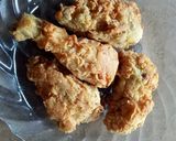 Foto langkah ke 4 dari resep Ayam goreng tepung ala² abang jualan kriuknya tahan lama.