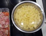Szalonnás, lecsós karajszeletek, köményes krumplipürével recept fázis 8 fotója