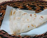 A picture of step 2 of Rumali Roti.