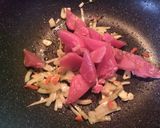 Foto langkah ke 3 dari resep Tuna Bumbu Oregano.