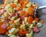 Foto langkah ke 5 dari resep Tumis Sayur warna-warni.