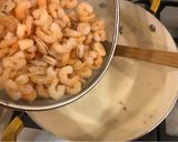 Foto del paso 6 de la receta: Salmón navideño con salsa de coco y camarones