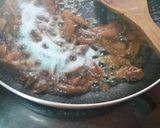 A picture of step 3 of Chickoo halwa.