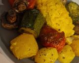 عکس مرحله 7 از دستور ماهی سالمون و سبزیجات تنوری 🍣🍄‍🟫🥒🥔🍅🥦
