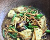 รูปขั้นตอนการทำที่ 2 ของ ผัดเผ็ดปลาดอร์ลี่