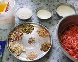 गाजर हलवा (gajar halwa recipe in marathi) रेसिपी स्टेप 2 फोटो 