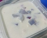 Foto langkah ke 4 dari resep Puding Buah Naga Kuah Keju.