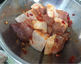 Hình bước làm 2 của món Thịt kho lạt