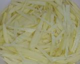 Foto langkah ke 1 dari resep Kentang Mustofa Simple.
