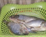 A picture of step 1 of Stir fried fish.