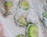 Foto langkah ke 4 dari resep Paria Goreng Tepung.