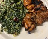 Foto del paso 7 de la receta: Pollo marinado oriental a la barbacoa con espinacas a la crema y arándanos!!!!