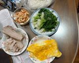 Hình bước làm 1 của món Hành cuốn