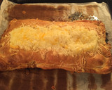Foto del paso 8 de la receta: Hojaldre relleno de secreto, queso de cabra y cebolla caramelizada
