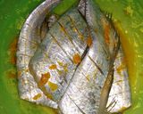 Foto langkah ke 3 dari resep Bumbu masak ikan goreng.