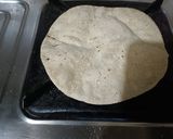 A picture of step 2 of Roti.