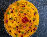 A picture of step 10 of Mango flower tart.