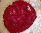 Foto del passaggio 2 della ricetta Ravioli di barbabietola ripieni di patate e ricotta